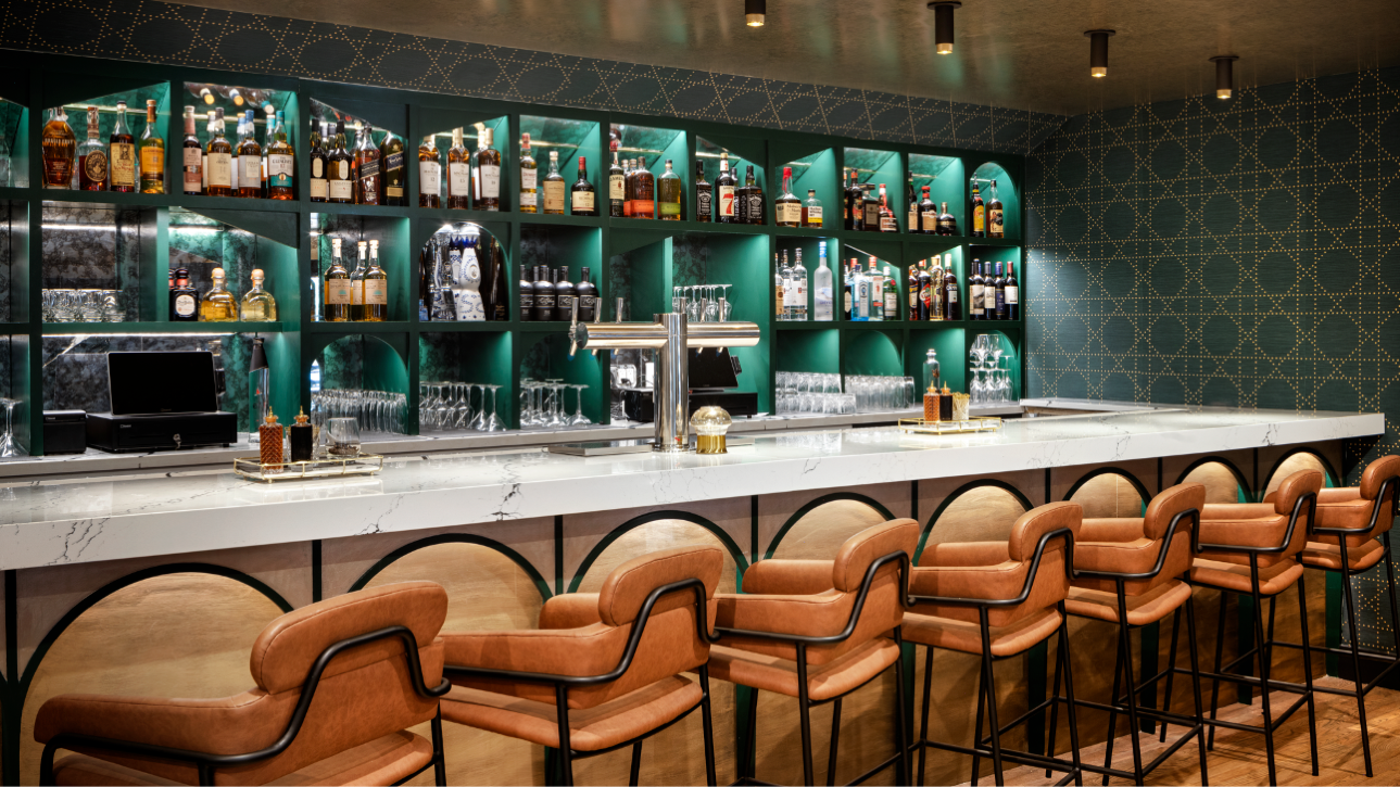 ArlobarBethDonnerStyledinStuds